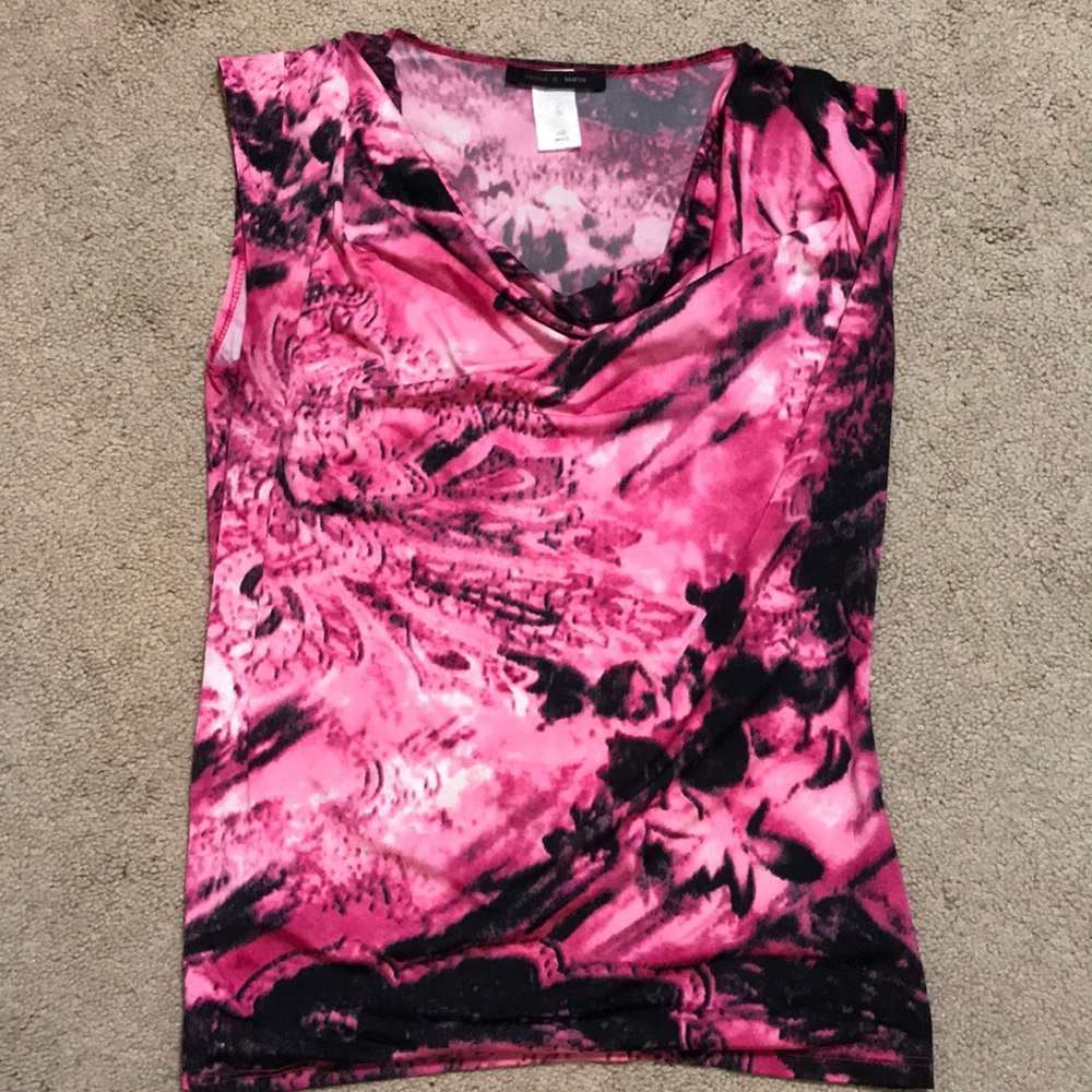 Small Pink and black sleeveless top
